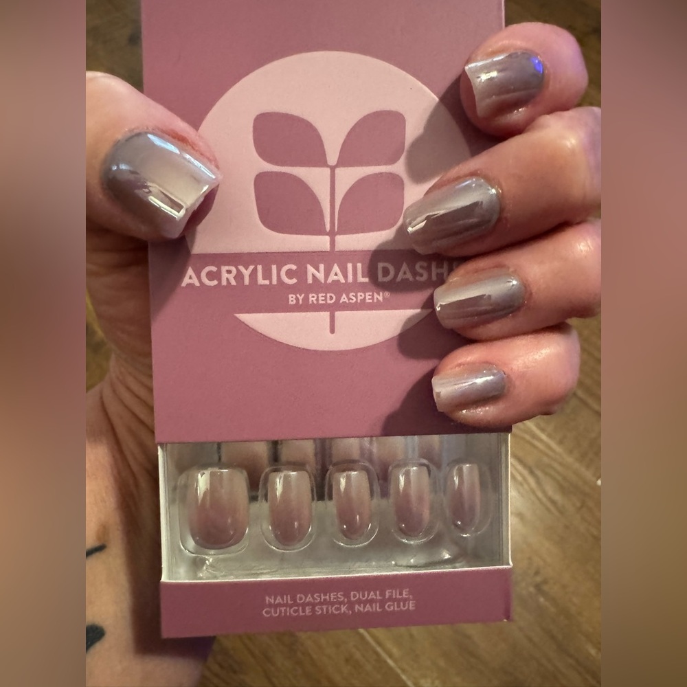 Red Aspen Acrylic press on Nails Crafty Caycee